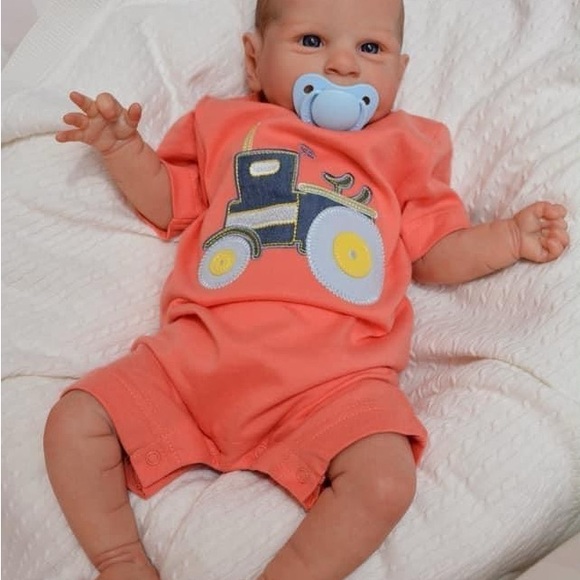 Meet your Posher, Jennifer - Picture 5 of 16